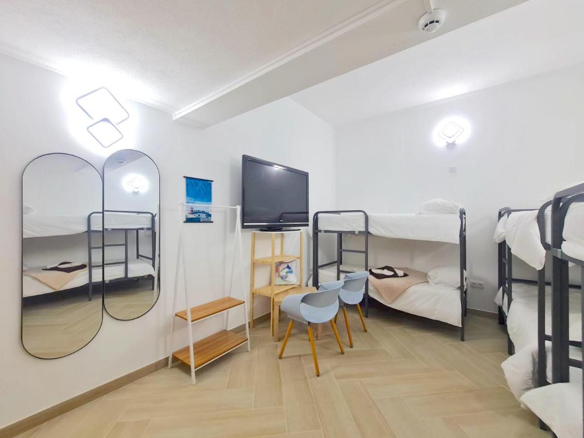 Quartos Para Viajantes, Surfistas, Grupos, Boa Energia Nazaré Buitenkant foto